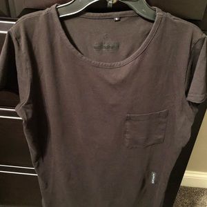 Alphalete Short Sleeve Form Fitting Shirt